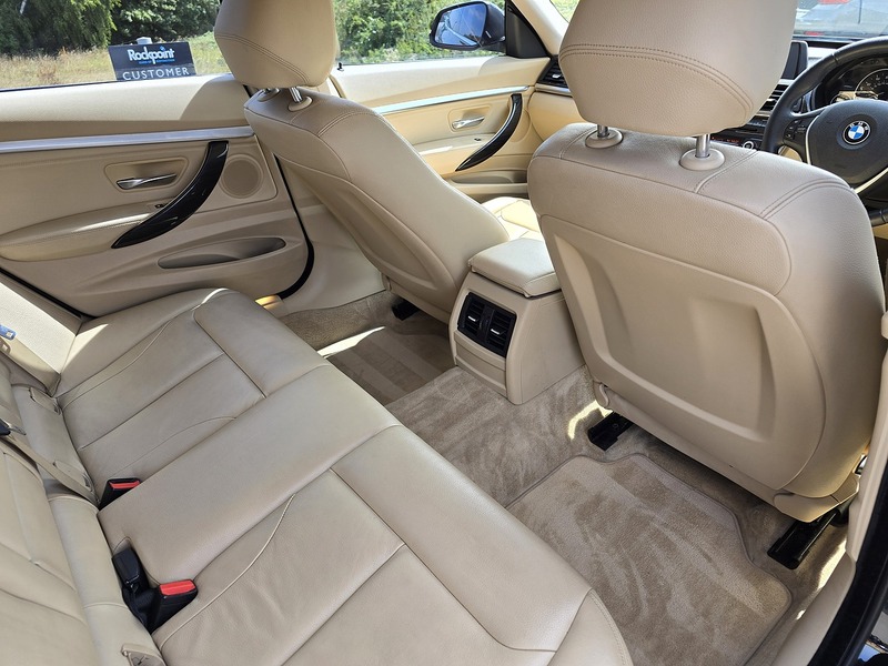 BMW 3 Series Gran Turismo 320d Luxury - U91780