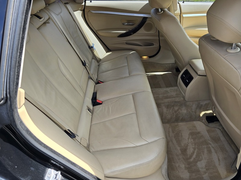 BMW 3 Series Gran Turismo 320d Luxury - U91780
