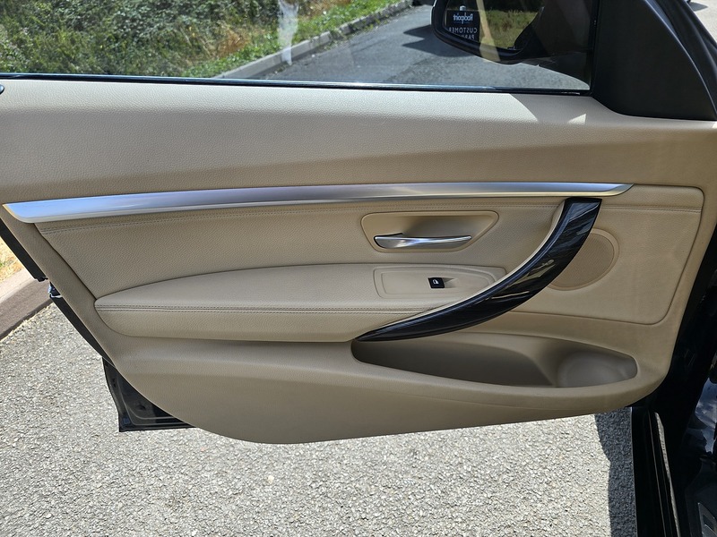 BMW 3 Series Gran Turismo 320d Luxury - U91780
