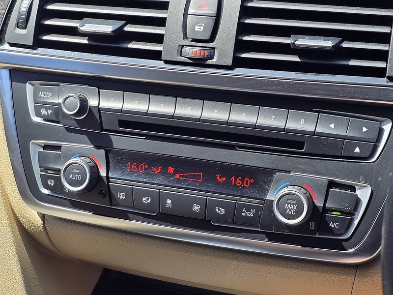 BMW 3 Series Gran Turismo 320d Luxury - U91780