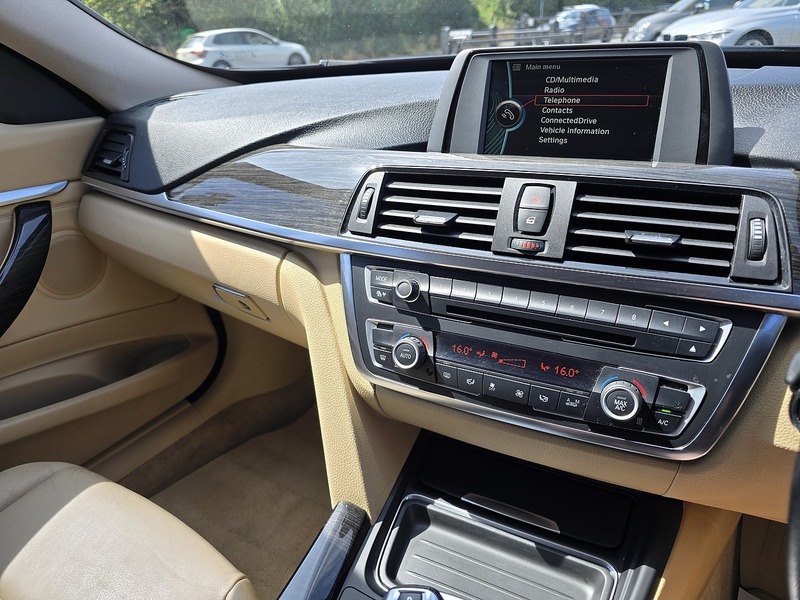 BMW 3 Series Gran Turismo 320d Luxury - U91780