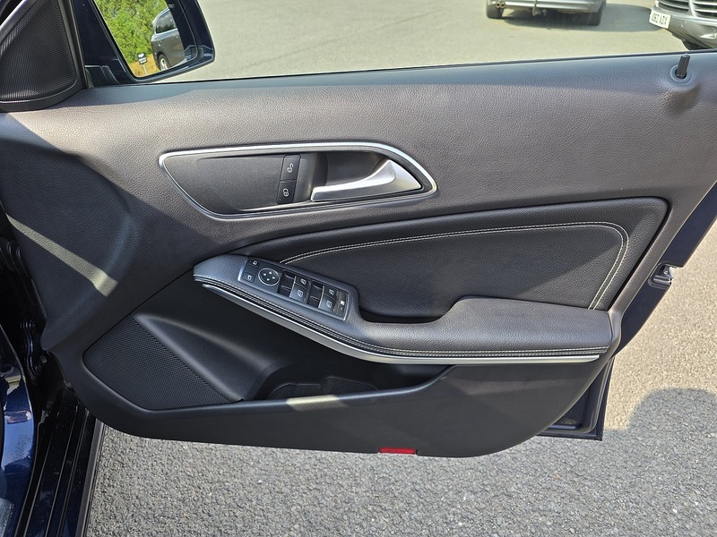 Mercedes-Benz A Class A180 SE - U91808