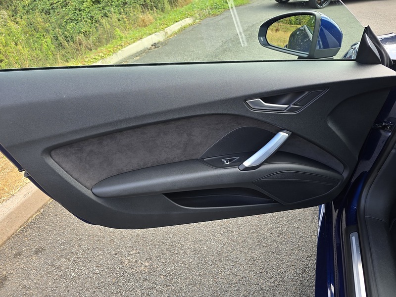 Audi TT TFSI S line - U91812
