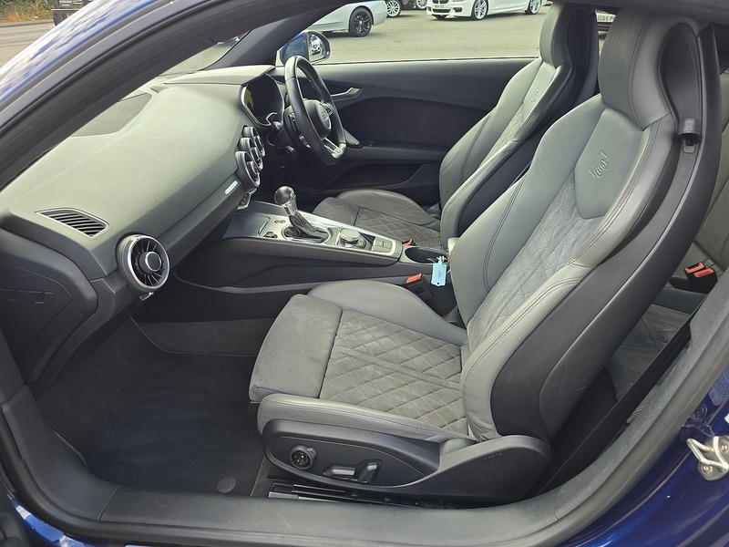 Audi TT TFSI S line - U91812