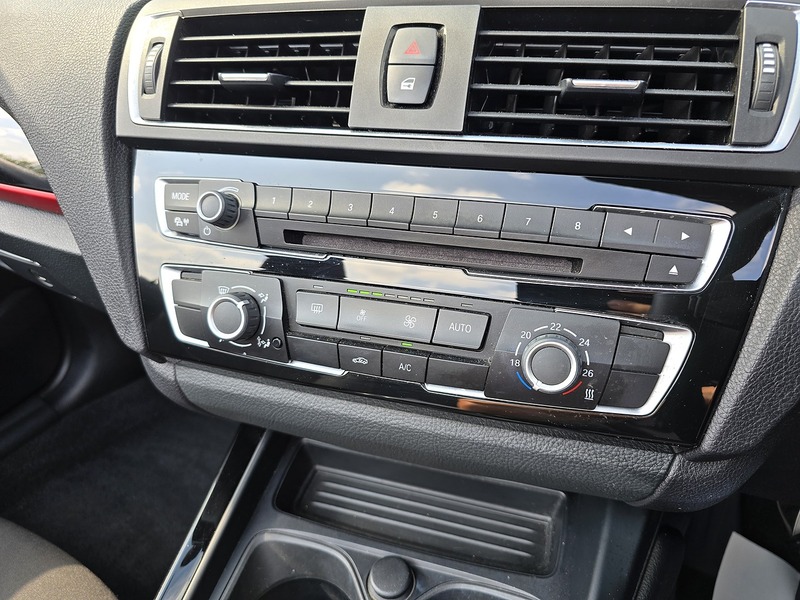 BMW 2 Series 218i Sport - U91813