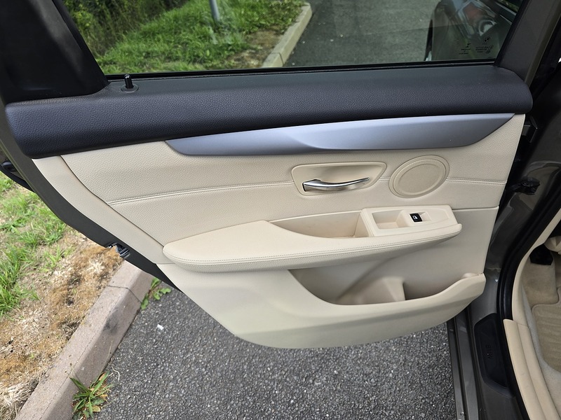 BMW 2 Series Active Tourer 218d SE - U91816