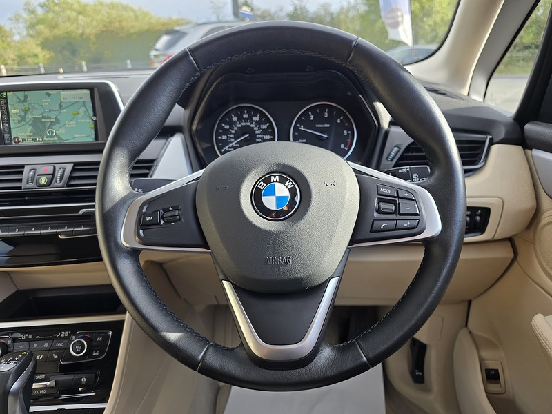 BMW 2 Series Active Tourer 218d SE - U91816