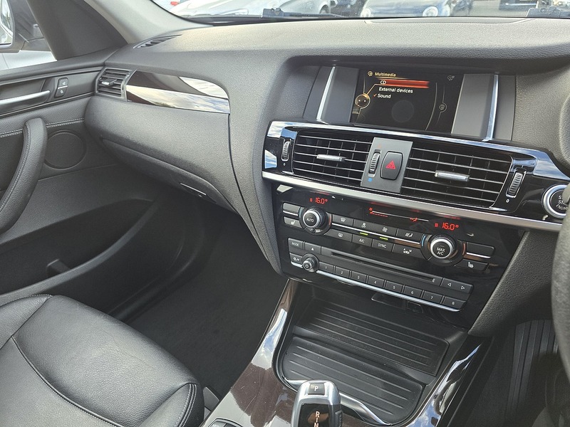 BMW X3 20d xLine - U91827