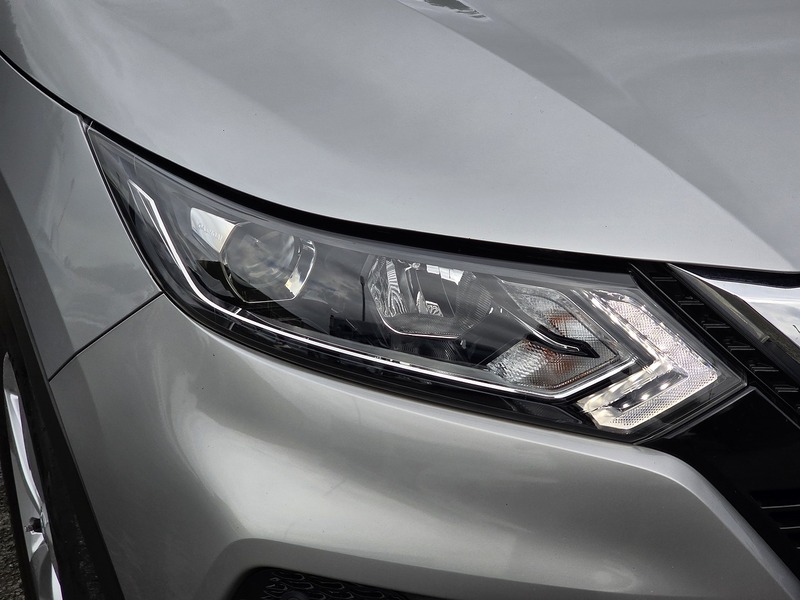 Nissan Qashqai DIG-T Acenta Premium - U91831