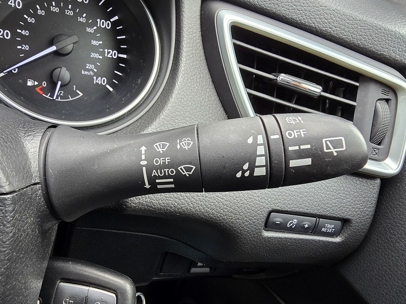 Nissan Qashqai DIG-T Acenta Premium - U91831