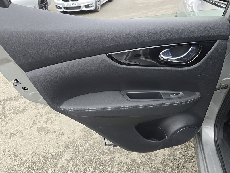 Nissan Qashqai DIG-T Acenta Premium - U91831