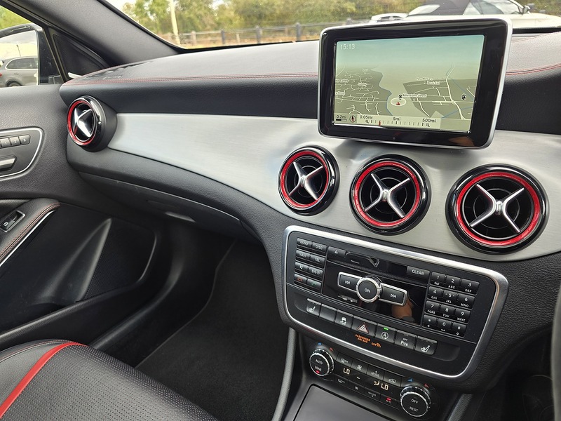 Mercedes-Benz GLA GLA45 AMG - U91834
