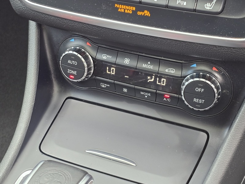 Mercedes-Benz GLA GLA45 AMG - U91834