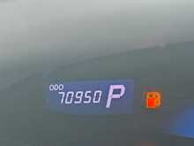 Toyota Estima Hybrid 