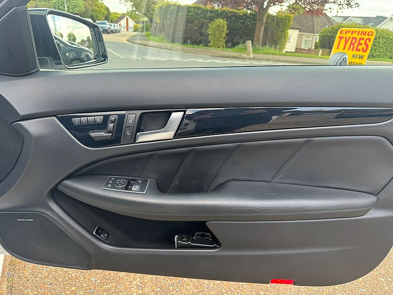 Mercedes-Benz 6.3 C63 V8 AMG Edition 507 Coupe 2dr Petrol SpdS MCT Euro 5 (507 ps)