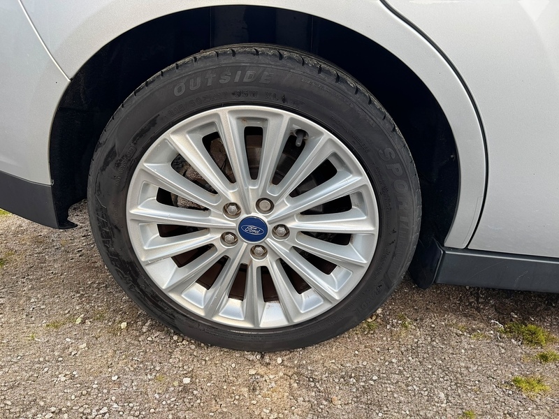 Ford 1.0T EcoBoost Titanium MPV 5dr Petrol Manual Euro 6 (s/s) (125 ps)