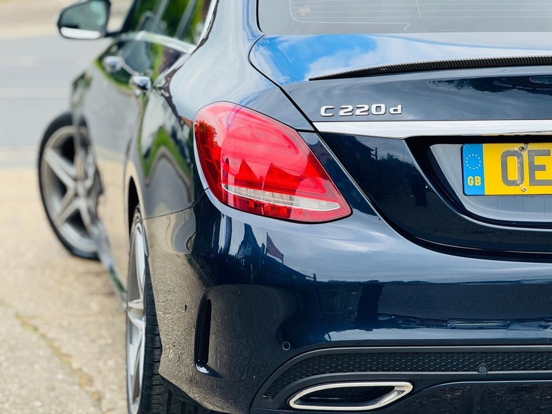Mercedes-Benz 2.1 C220d AMG Line Saloon 4dr Diesel G-Tronic+ Euro 6 (s/s) (170 ps)