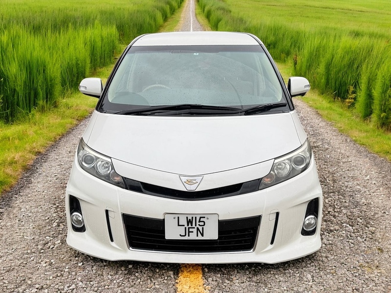 Toyota Aeras 2.4 Auto Petrol MPV (7 Seats)