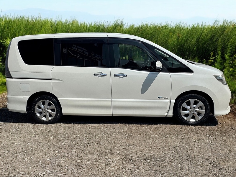 Nissan Highway Star 2.0 Auto Petrol Hybrid MPV (8 Seater)