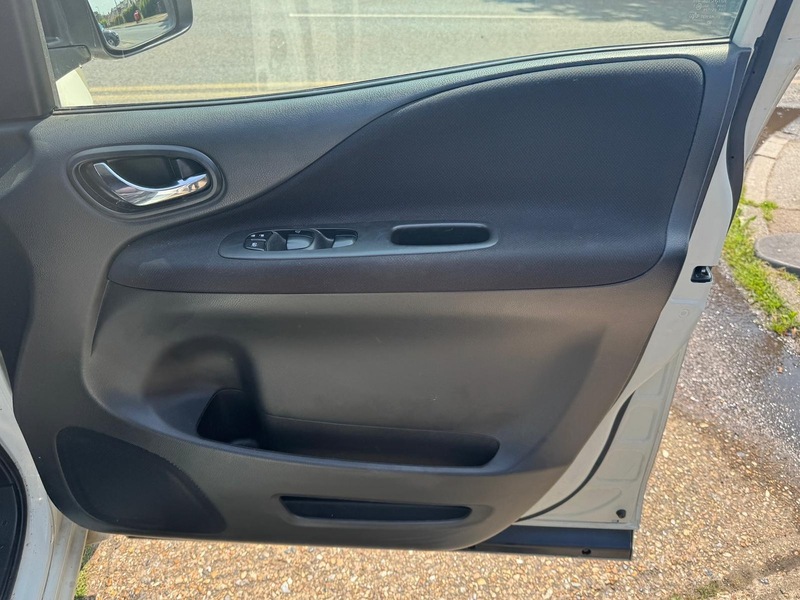 Nissan Highway Star 2.0 Auto Petrol Hybrid MPV (8 Seater)