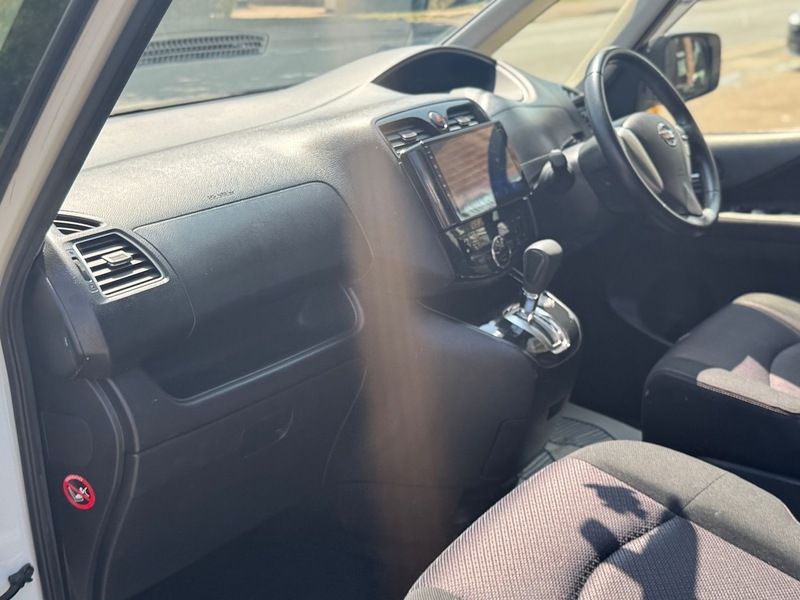 Nissan Highway Star 2.0 Auto Petrol Hybrid MPV (8 Seater)