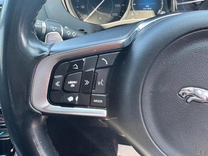 Jaguar 2.0d R-Sport Saloon 4dr Diesel Auto AWD Euro 6 (s/s) (240 ps)