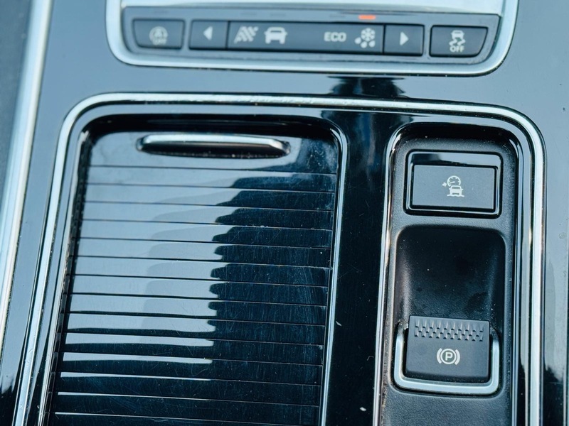 Jaguar 2.0d R-Sport Saloon 4dr Diesel Auto AWD Euro 6 (s/s) (240 ps)