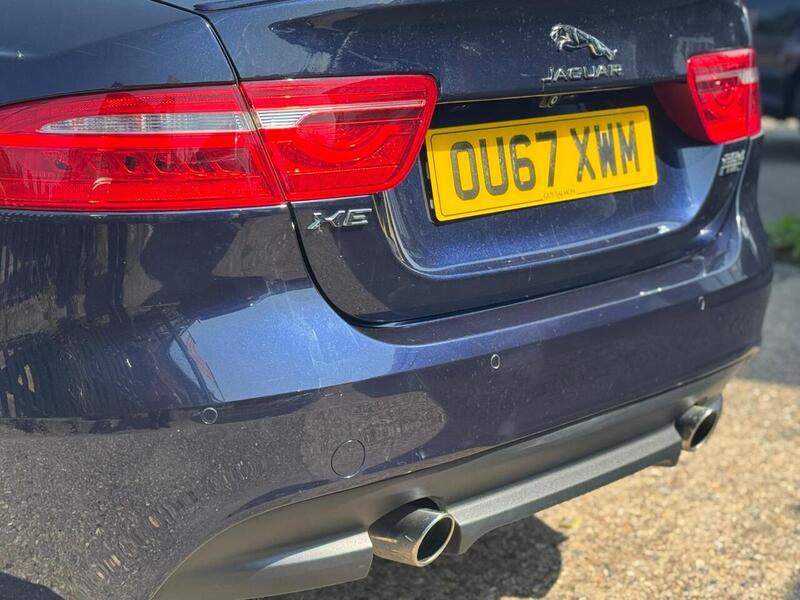 Jaguar 2.0d R-Sport Saloon 4dr Diesel Auto AWD Euro 6 (s/s) (240 ps)