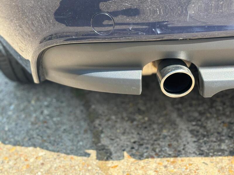 Jaguar 2.0d R-Sport Saloon 4dr Diesel Auto AWD Euro 6 (s/s) (240 ps)