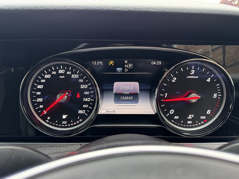 Mercedes-Benz 2.0 E220d AMG Line Saloon 4dr Diesel G-Tronic+ Euro 6 (s/s) (194 ps)