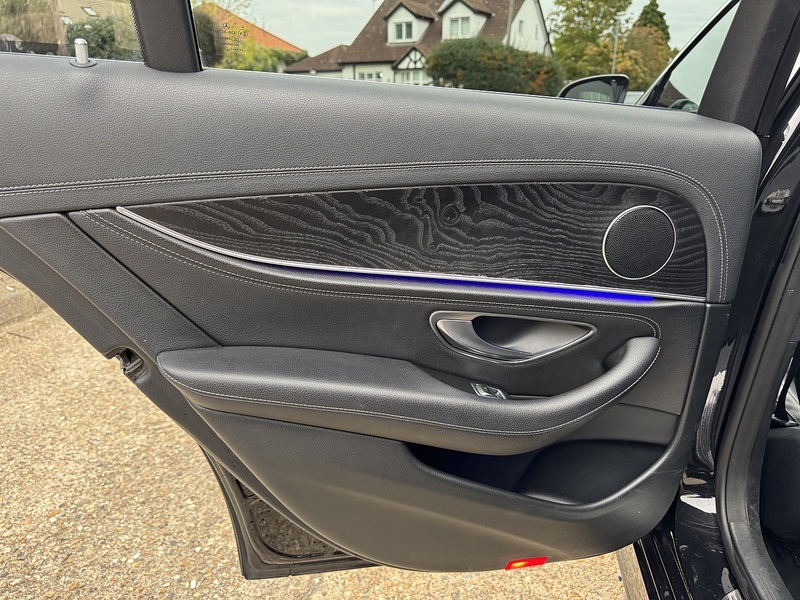 Mercedes-Benz 2.0 E220d AMG Line Saloon 4dr Diesel G-Tronic+ Euro 6 (s/s) (194 ps)