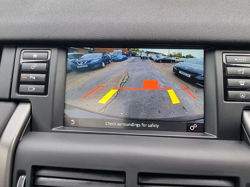 Land Rover 2.0 TD4 Landmark SUV 5dr Diesel Auto 4WD Euro 6 (s/s) (180 ps)