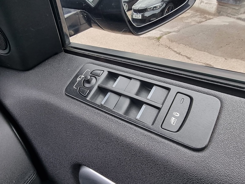 Land Rover 2.0 TD4 Landmark SUV 5dr Diesel Auto 4WD Euro 6 (s/s) (180 ps)
