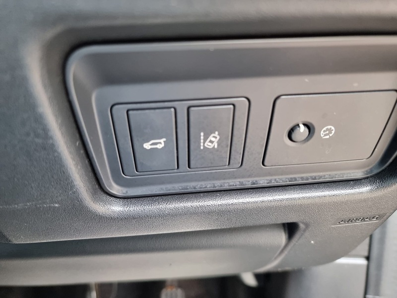 Land Rover 2.0 TD4 Landmark SUV 5dr Diesel Auto 4WD Euro 6 (s/s) (180 ps)