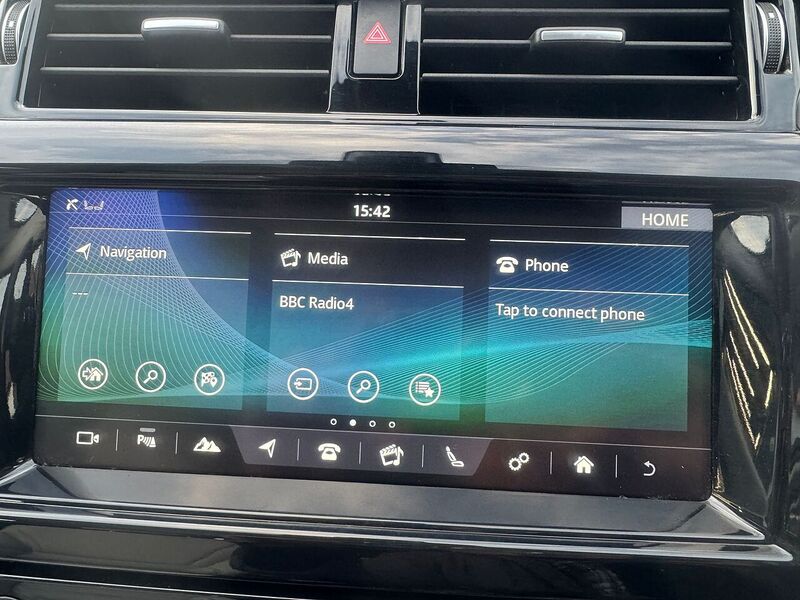 Land Rover 3.0 TD V6 HSE SUV 5dr Diesel Auto 4WD Euro 6 (s/s) (258 ps)