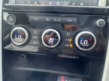 Land Rover Discovery TD V6 HSE 