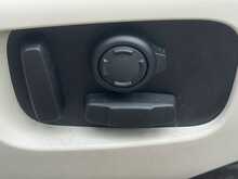 Land Rover Discovery TD V6 HSE 