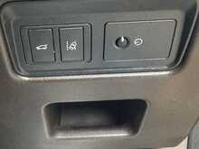 Land Rover Discovery TD V6 HSE 