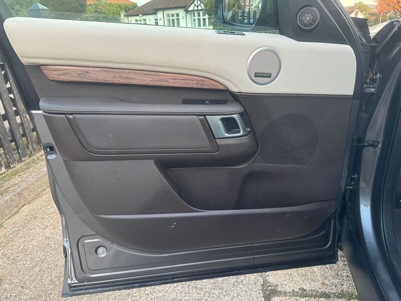 Land Rover 3.0 TD V6 HSE SUV 5dr Diesel Auto 4WD Euro 6 (s/s) (258 ps)