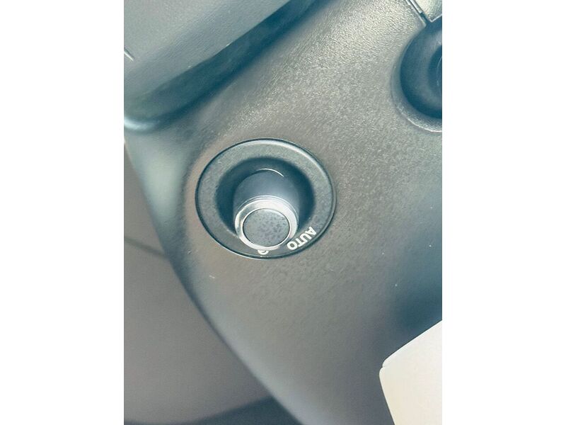 Land Rover 3.0 TD V6 HSE SUV 5dr Diesel Auto 4WD Euro 6 (s/s) (258 ps)