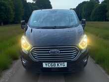 Ford Tourneo Custom 320 EcoBlue Titanium 