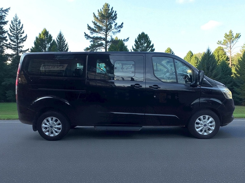 Ford 2.0 320 EcoBlue Titanium Minibus Double Cab 5dr Diesel Auto L2 Euro 6 (s/s) (130 ps)