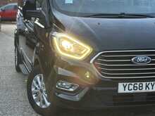 Ford Tourneo Custom 320 EcoBlue Titanium 