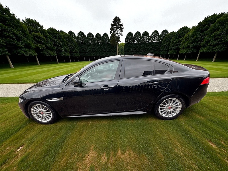 Jaguar 2.0d R-Sport Saloon 4dr Diesel Auto Euro 6 (s/s) (163 ps)