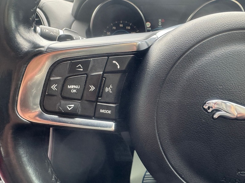 Jaguar 2.0d R-Sport Saloon 4dr Diesel Auto Euro 6 (s/s) (163 ps)