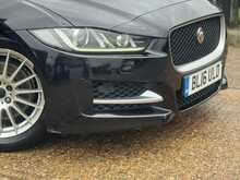 Jaguar XE d R-Sport 
