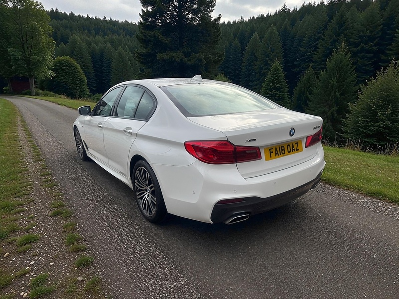 BMW 3.0 530d M Sport Saloon 4dr Diesel Auto xDrive Euro 6 (s/s) (265 ps)