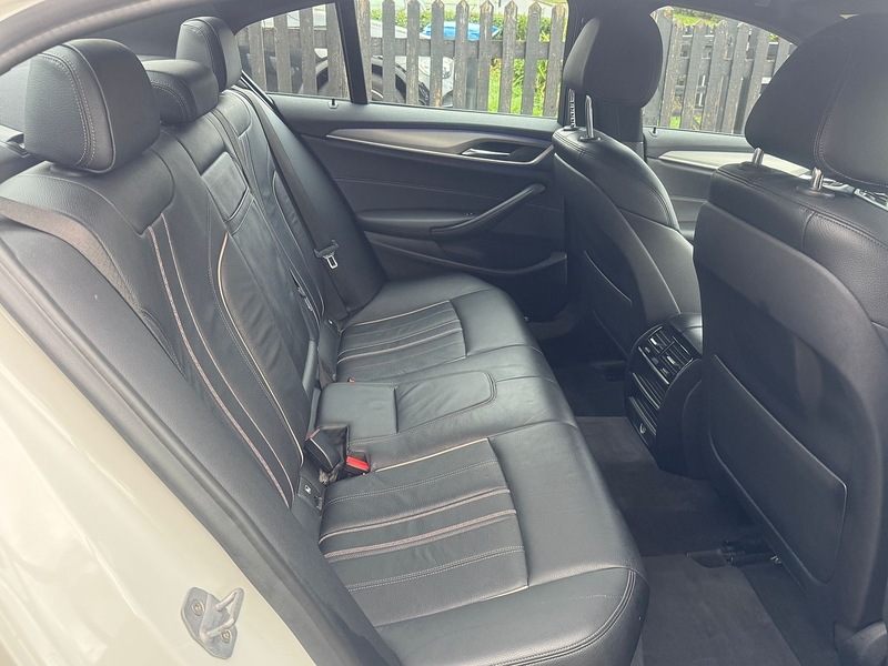 BMW 3.0 530d M Sport Saloon 4dr Diesel Auto xDrive Euro 6 (s/s) (265 ps)