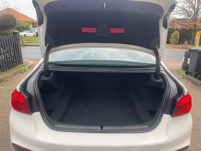 BMW 3.0 530d M Sport Saloon 4dr Diesel Auto xDrive Euro 6 (s/s) (265 ps)