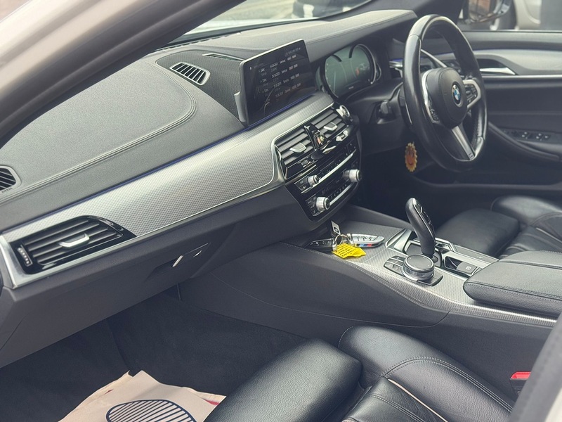 BMW 3.0 530d M Sport Saloon 4dr Diesel Auto xDrive Euro 6 (s/s) (265 ps)